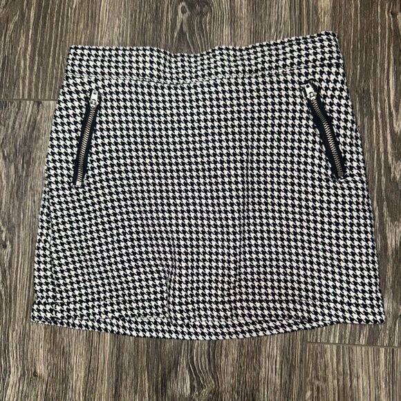 Houndstooth Toughskins Mini Skirt/Skort M(5/6) - Picture 1 of 4